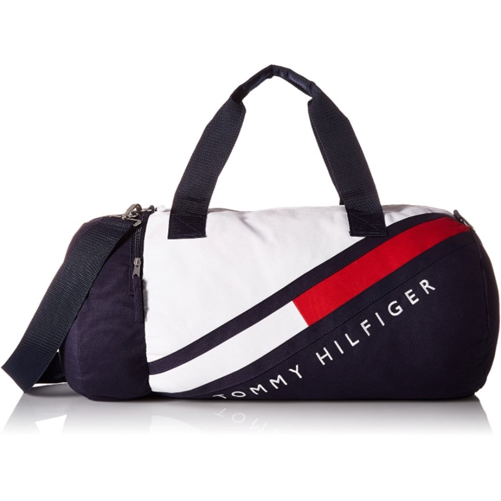 Tommy Hilfiger carry on